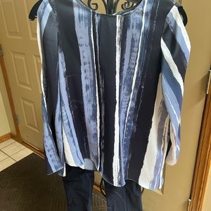 Kenneth Cole Blouse Peek a boo sleeve